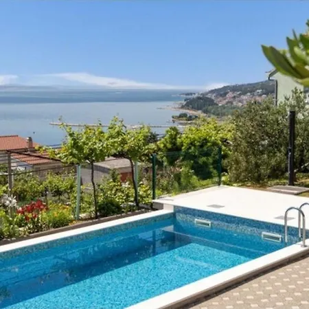 Family Friendly House With A Swimming Pool - 25197 * Omiš