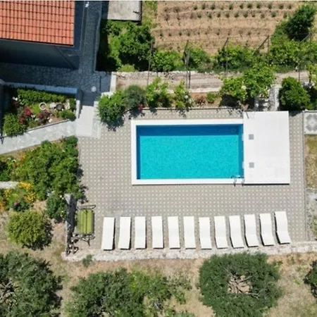 Family Friendly House With A Swimming Pool - 25197 Tatil Evi *